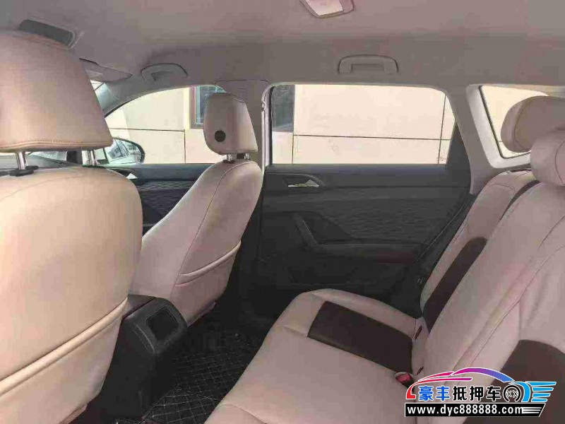 22年大众途岳轿车抵押车出售