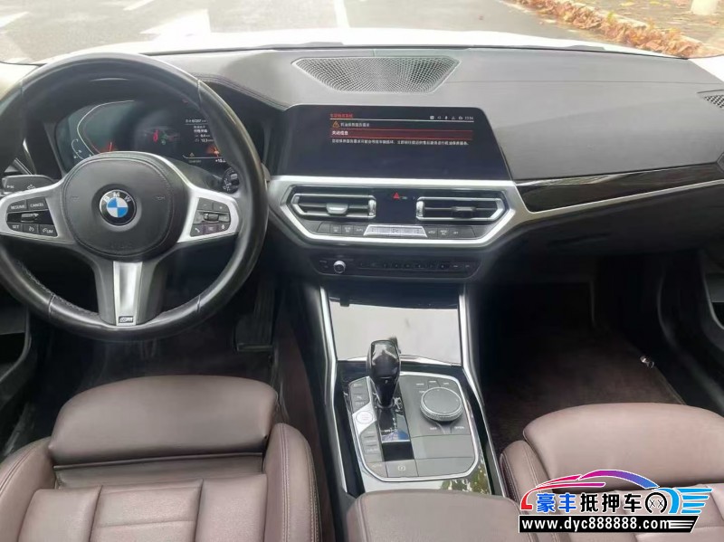 21年宝马3系轿车抵押车出售