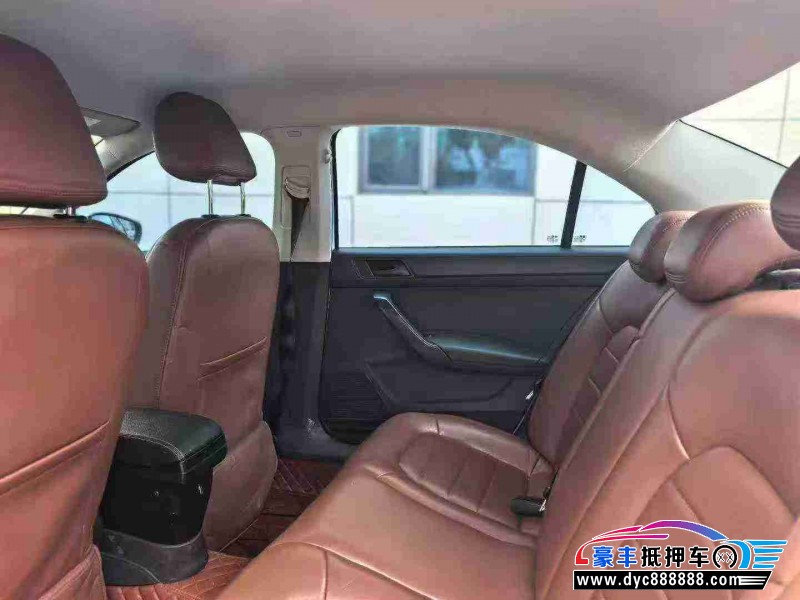 16年大众桑塔纳轿车抵押车出售