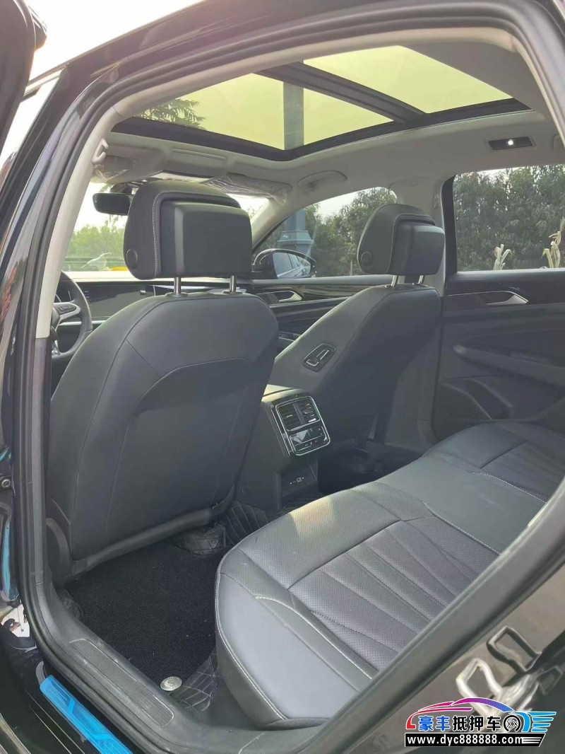 25年大众帕萨特轿车抵押车出售