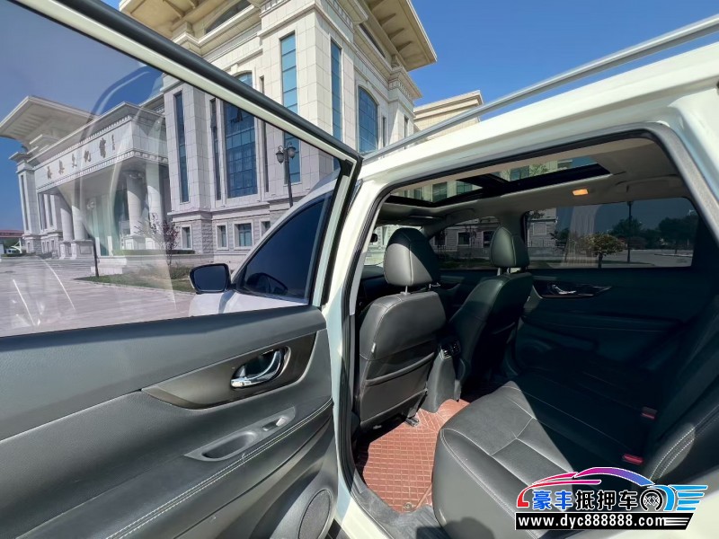 21年日产奇骏轿车抵押车出售