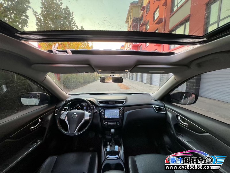 15年日产奇骏轿车抵押车出售