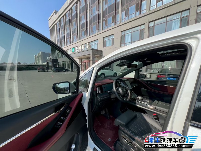 25年传祺M8轿车抵押车出售