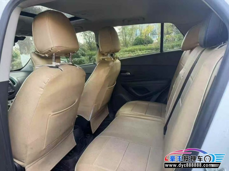 16年雪佛兰创酷轿车抵押车出售