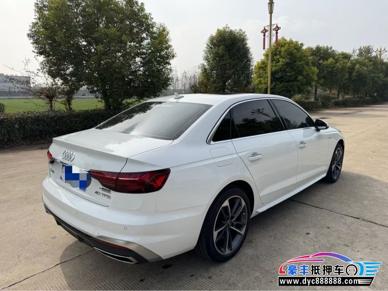25年奥迪A4L轿车抵押车出售