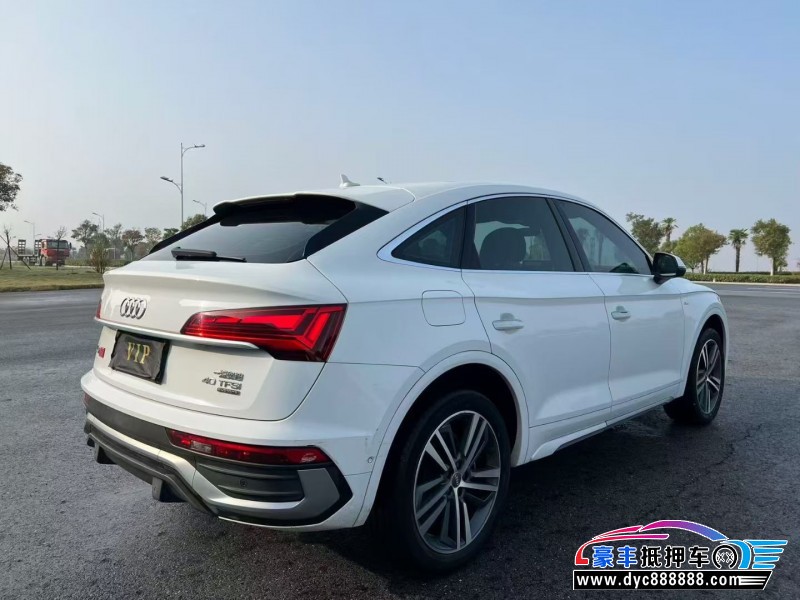 21年奥迪Q5轿车抵押车出售