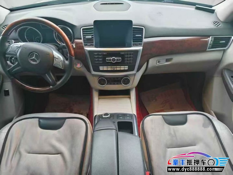 20年奔驰ML轿车抵押车出售