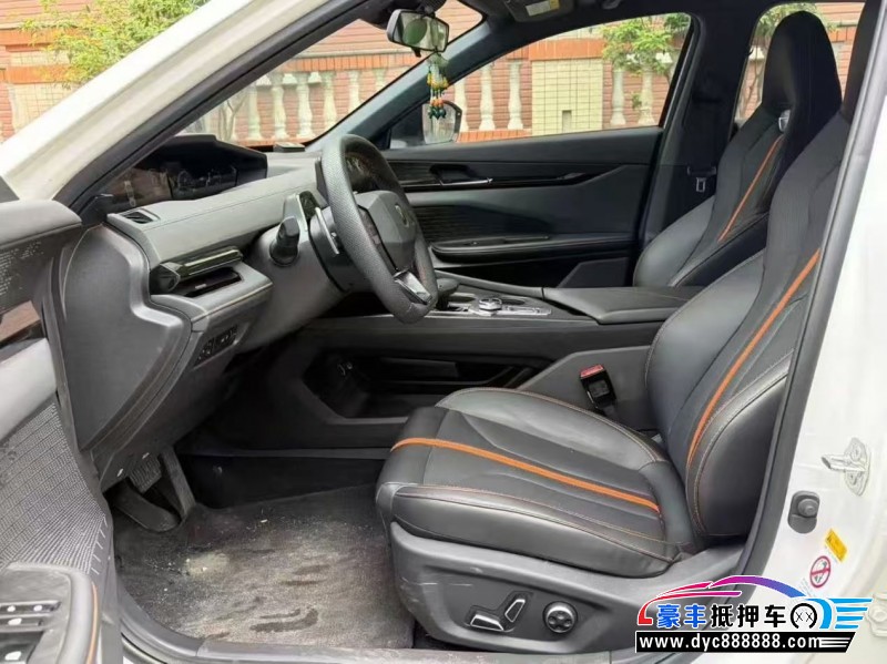 24年长安长安UNI轿车抵押车出售