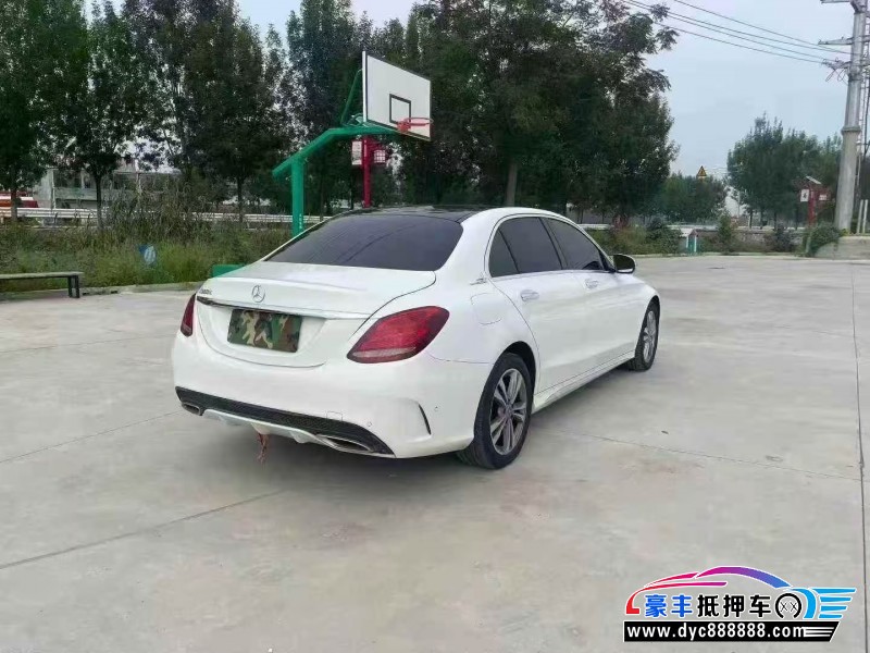 17年奔驰C轿车抵押车出售