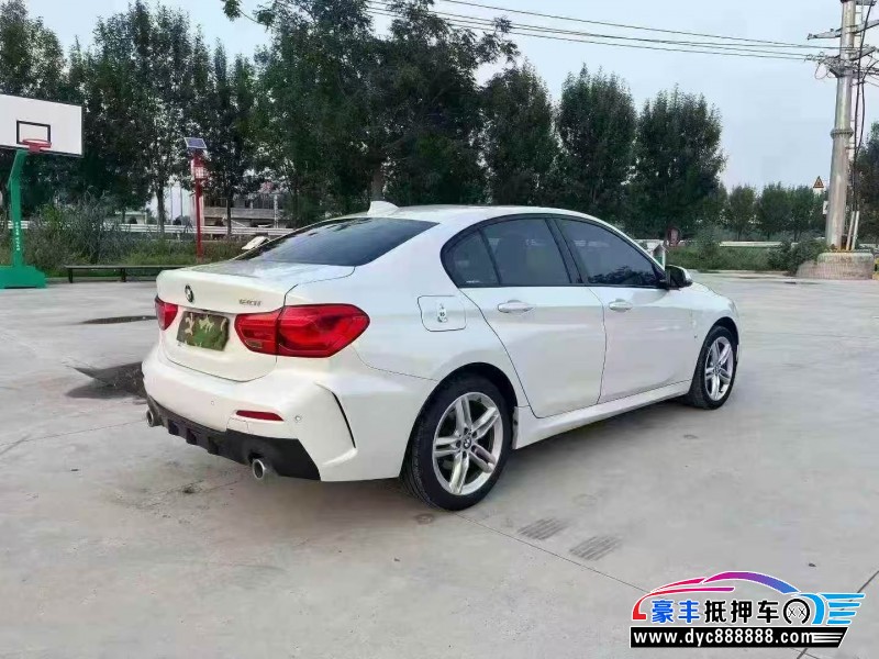 20年宝马1系轿车抵押车出售