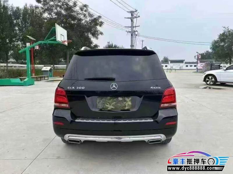13年奔驰GLK轿车抵押车出售
