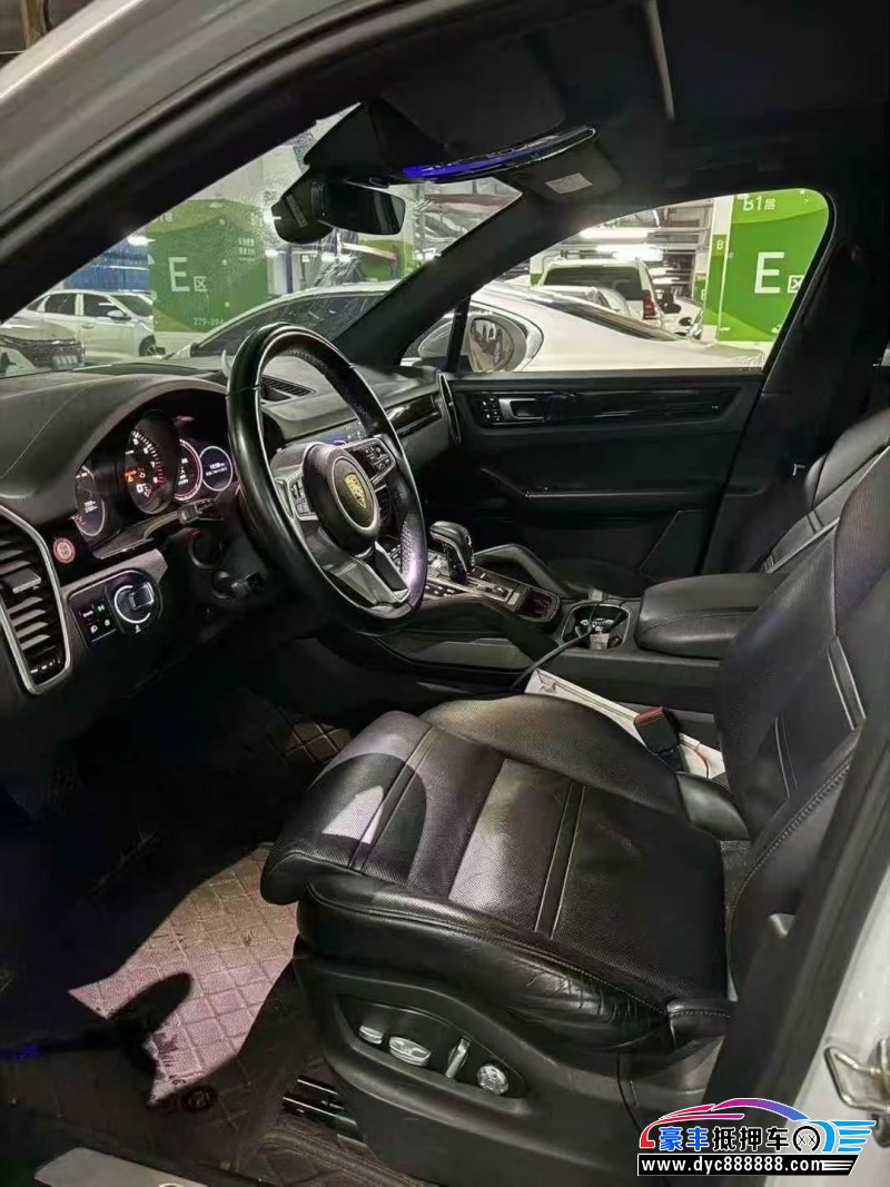 19年保时捷卡宴SUV抵押车出售