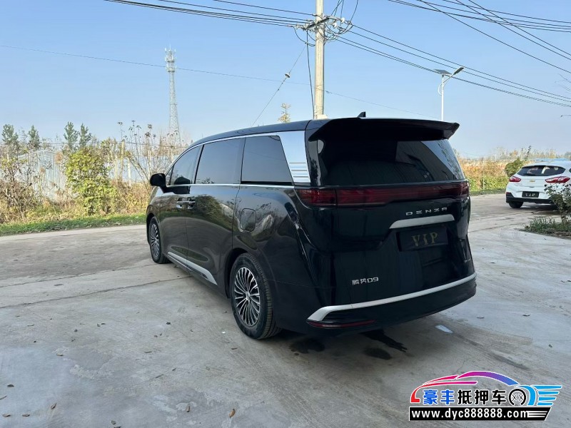 24年腾势D9轿车抵押车出售