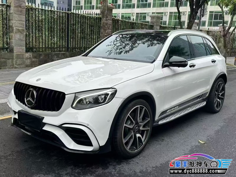 19年奔驰GLC轿车抵押车出售