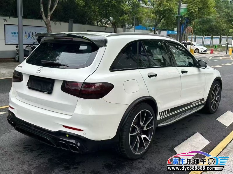 19年奔驰GLC轿车抵押车出售