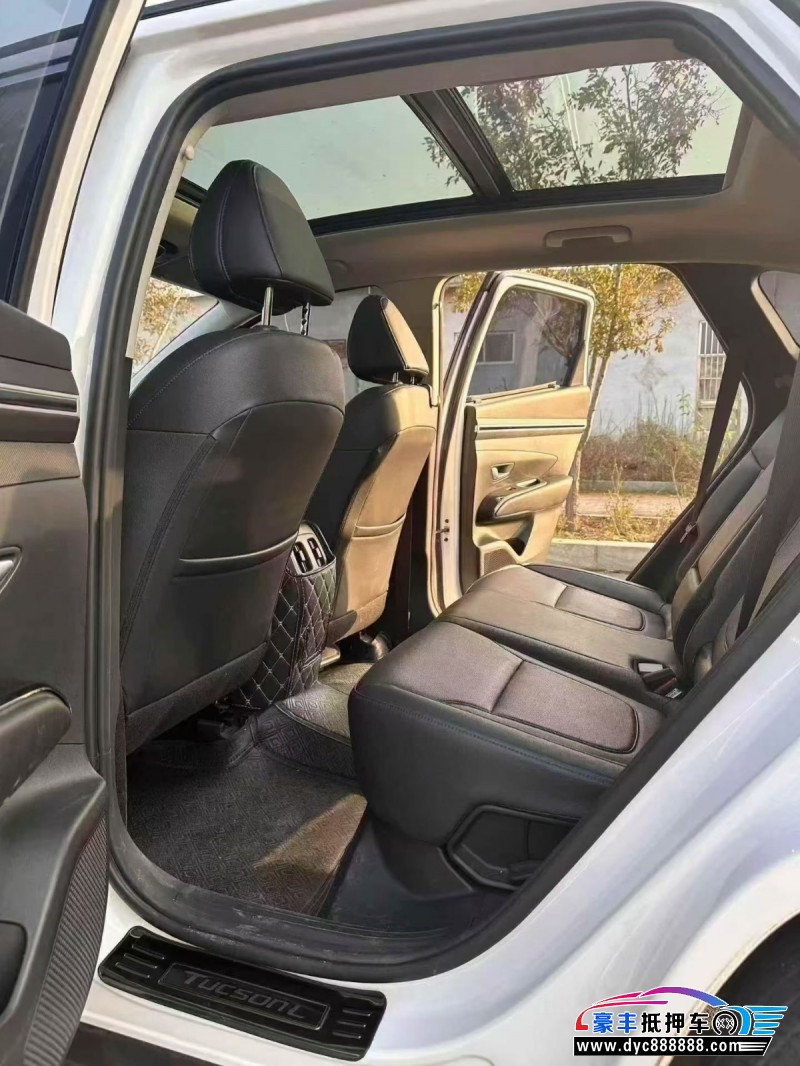 23年现代途胜轿车抵押车出售