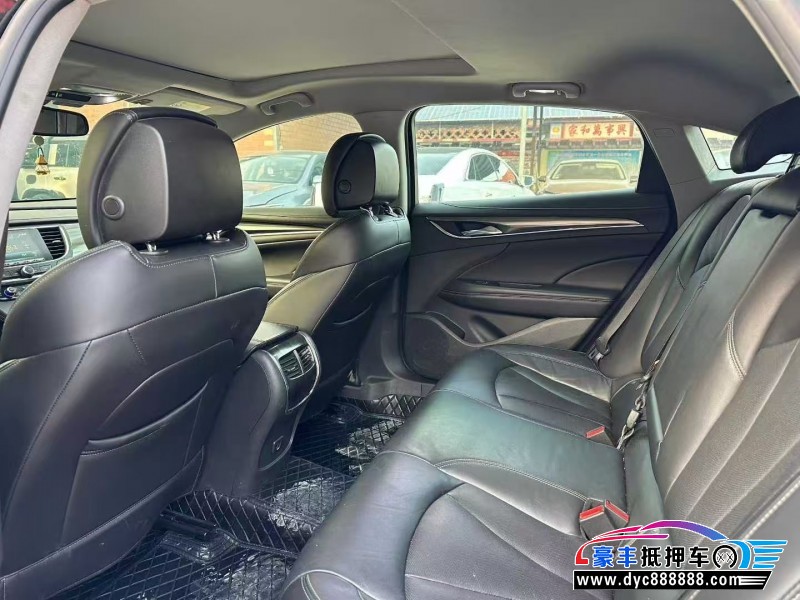 18年别克君越轿车抵押车出售