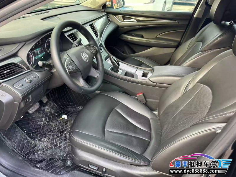 18年别克君越轿车抵押车出售