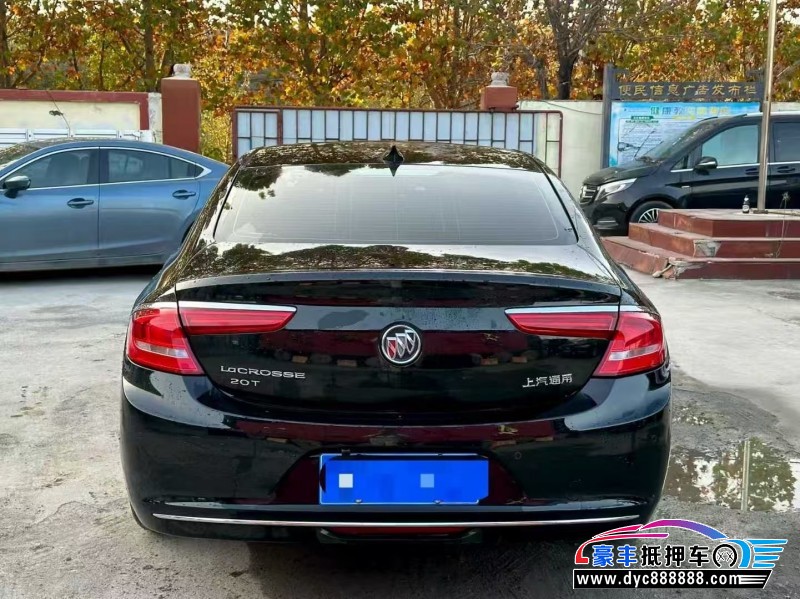 18年别克君越轿车抵押车出售