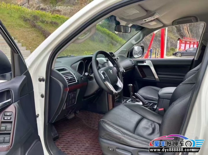 16年丰田普拉多（霸道）轿车抵押车出售