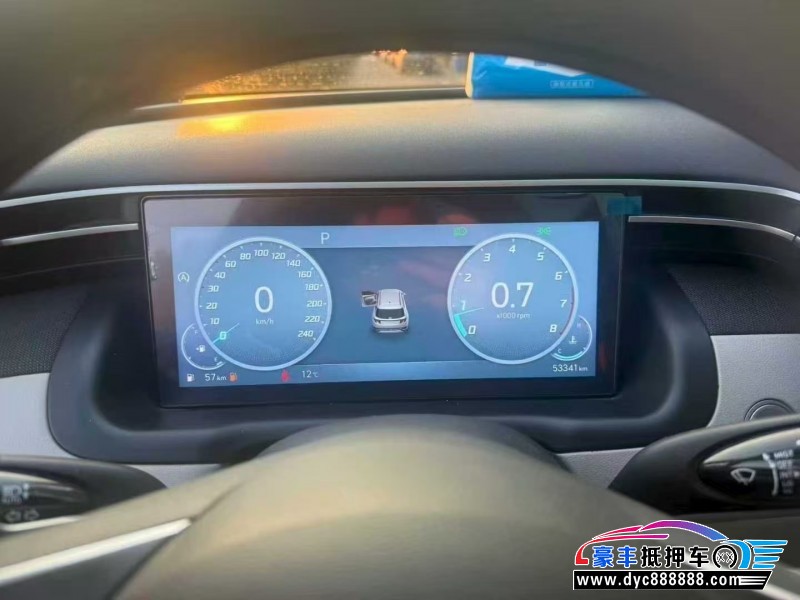 21年现代途胜轿车抵押车出售