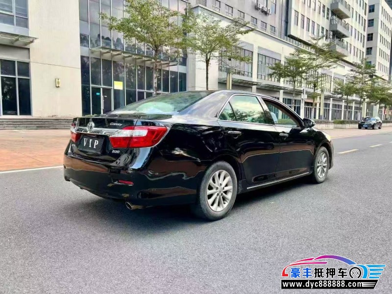 13年丰田凯美瑞轿车抵押车出售