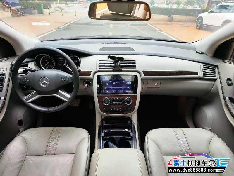 12年奔驰R轿车抵押车出售