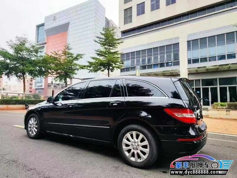 12年奔驰R轿车抵押车出售