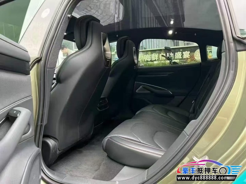 24年小米SU7轿车抵押车出售