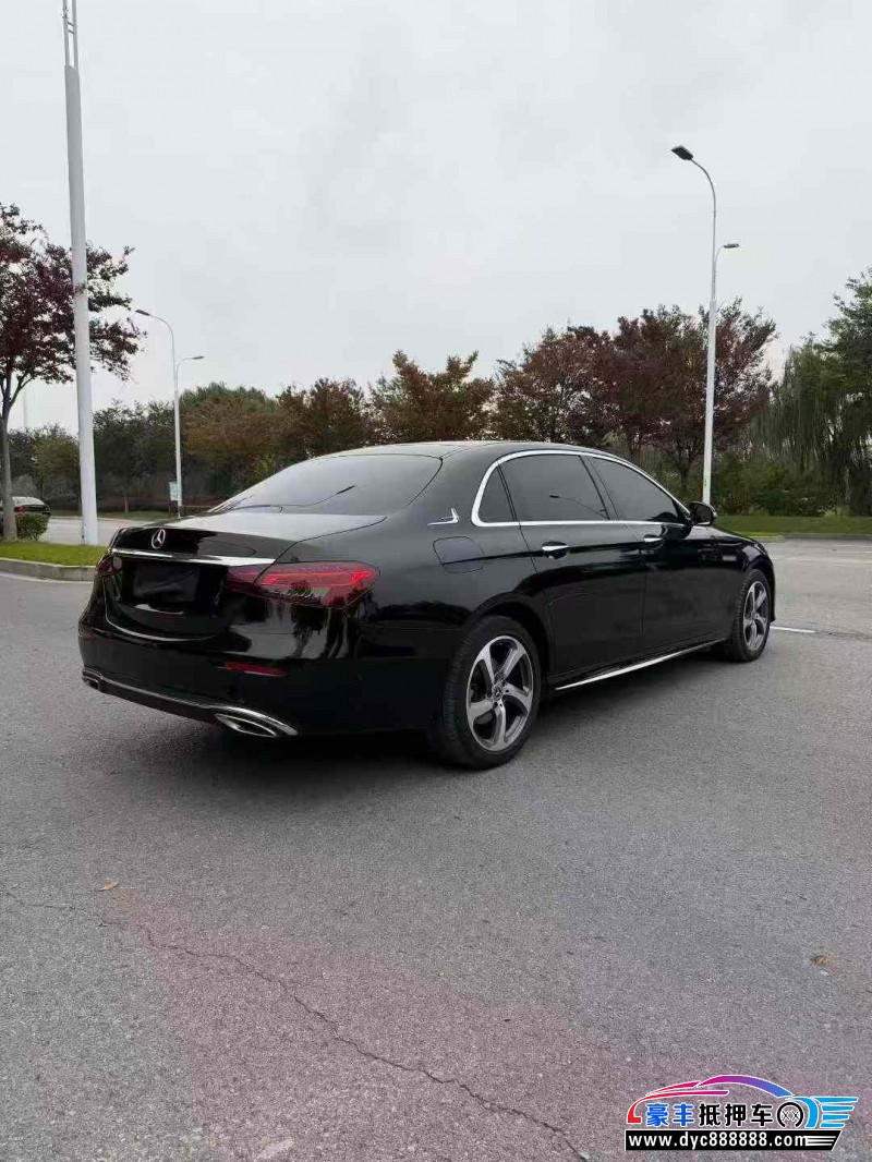 19年奔驰E轿车抵押车出售