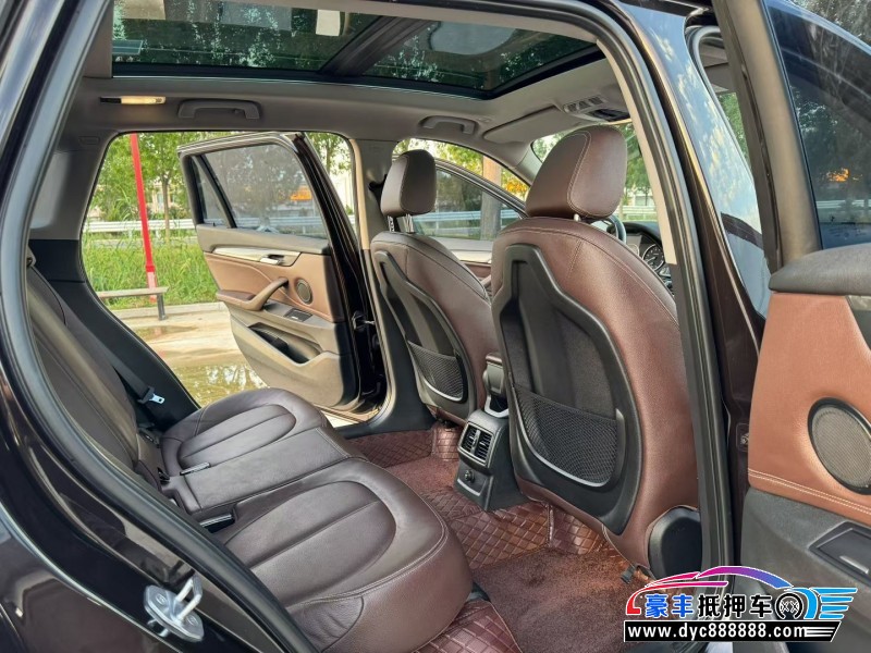 17年宝马X1轿车抵押车出售