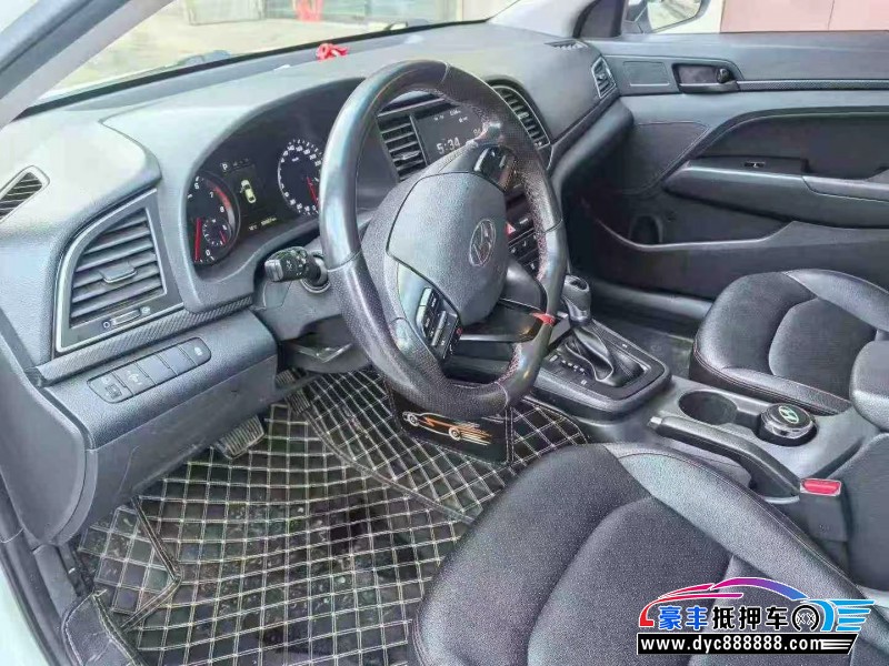 18年现代领动轿车抵押车出售