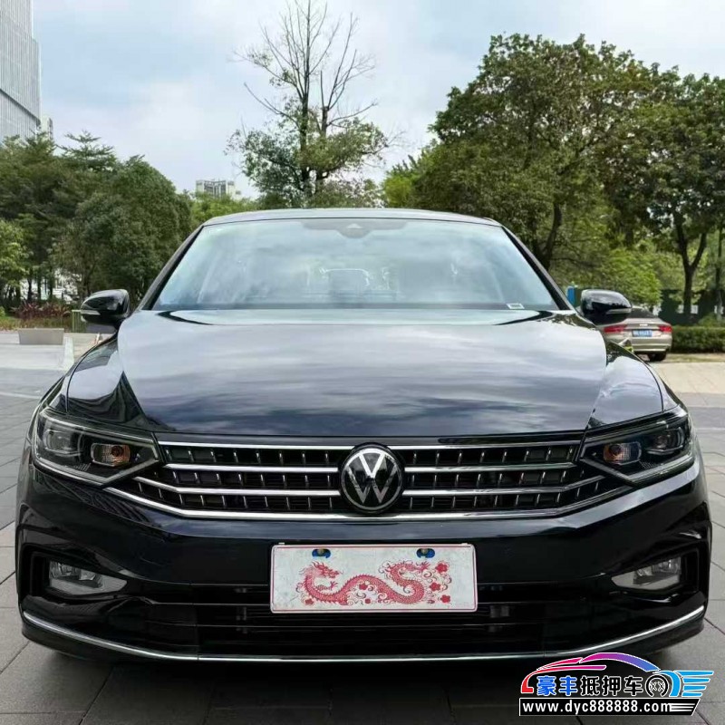 25年大众迈腾轿车抵押车出售