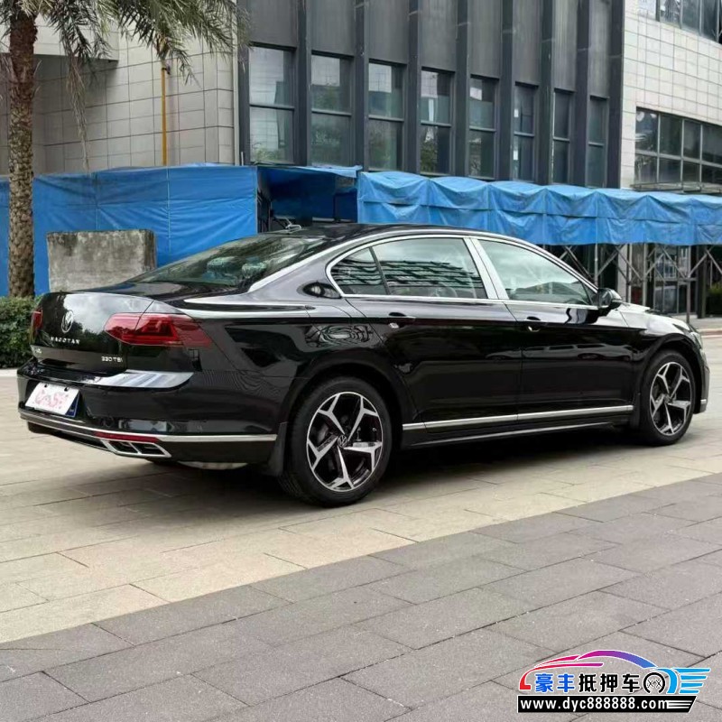 25年大众迈腾轿车抵押车出售