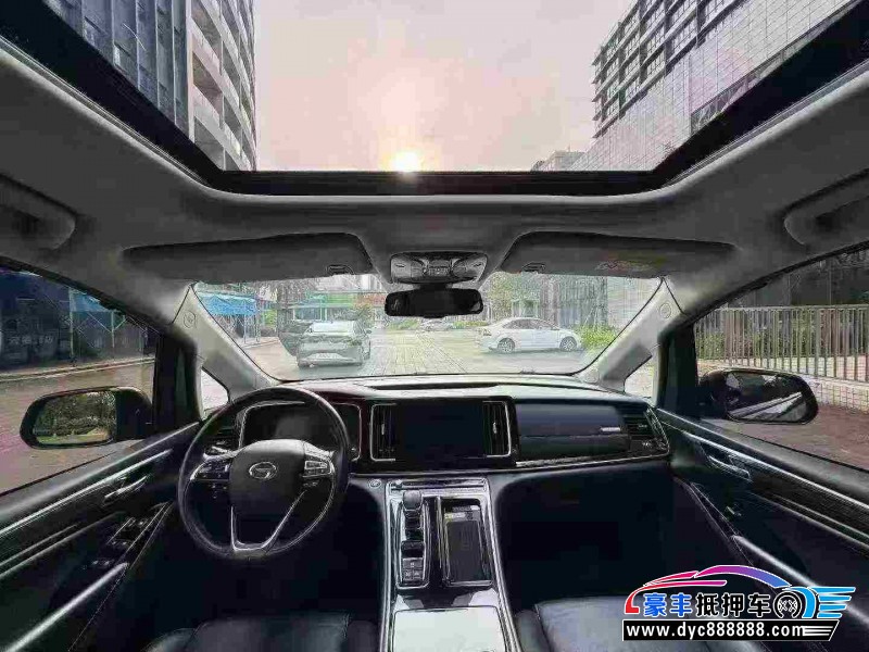 22年传祺M8轿车抵押车出售