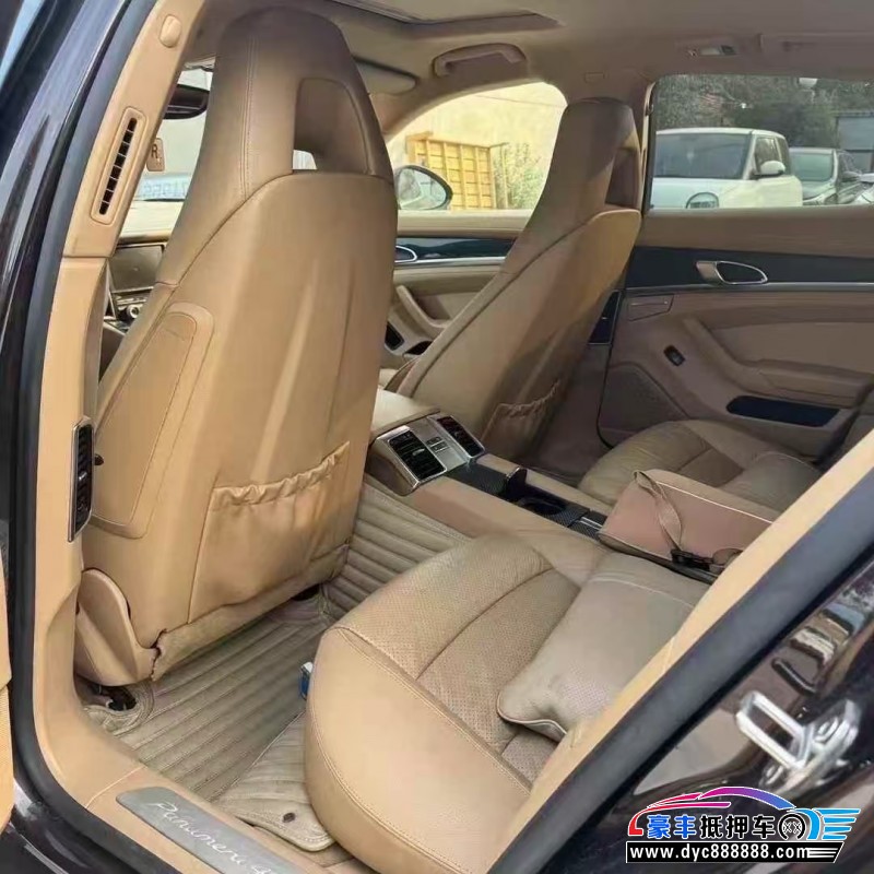 12年保时捷帕纳梅拉轿车抵押车出售