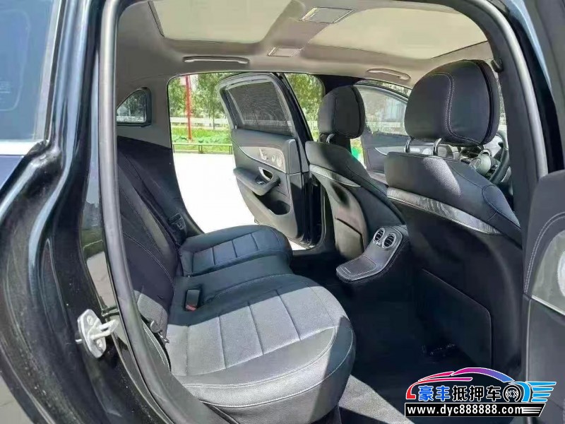 21年奔驰E轿车抵押车出售