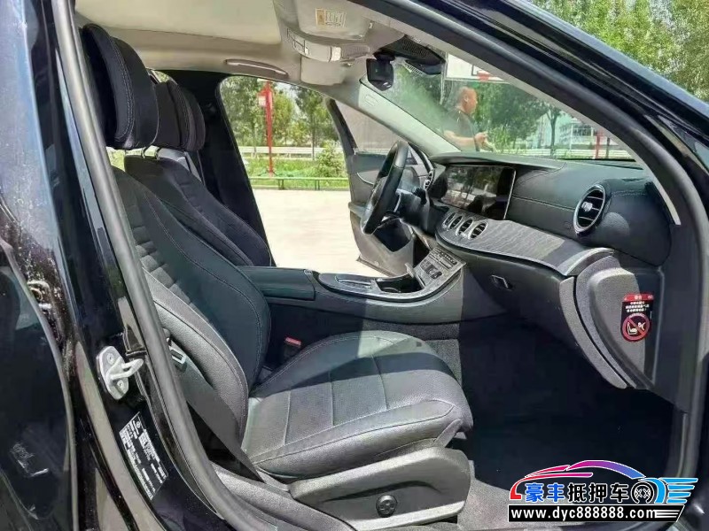 21年奔驰E轿车抵押车出售