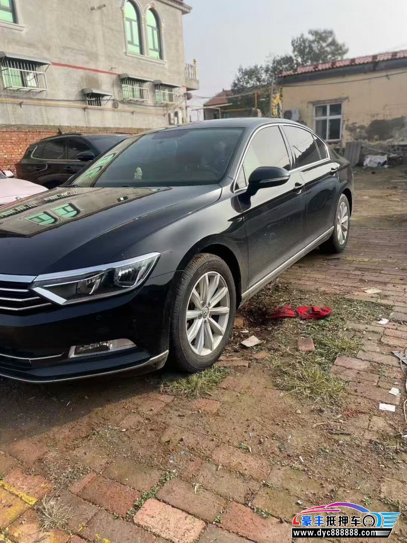 18年大众迈腾轿车抵押车出售