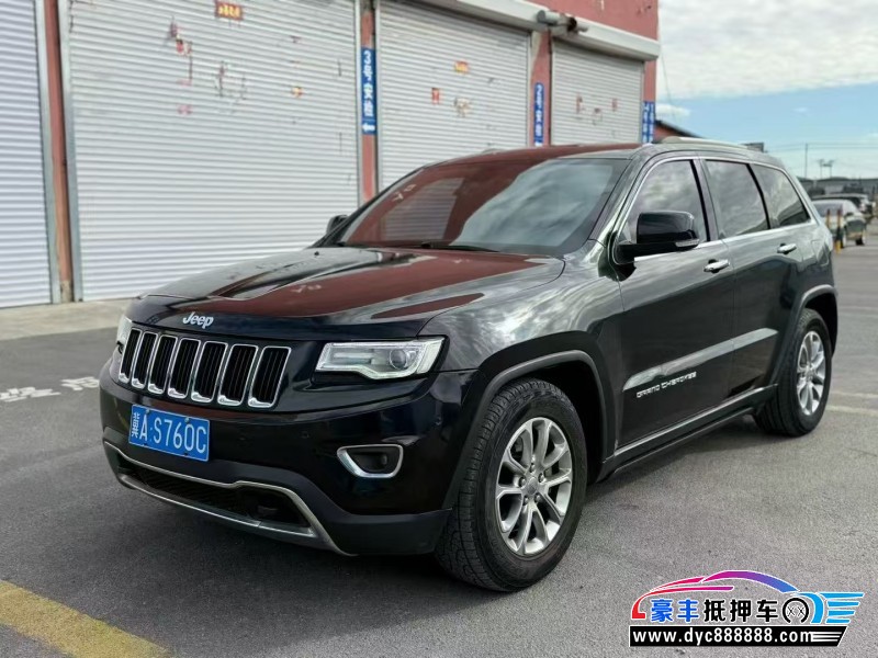 15年Jeep大切诺基轿车抵押车出售