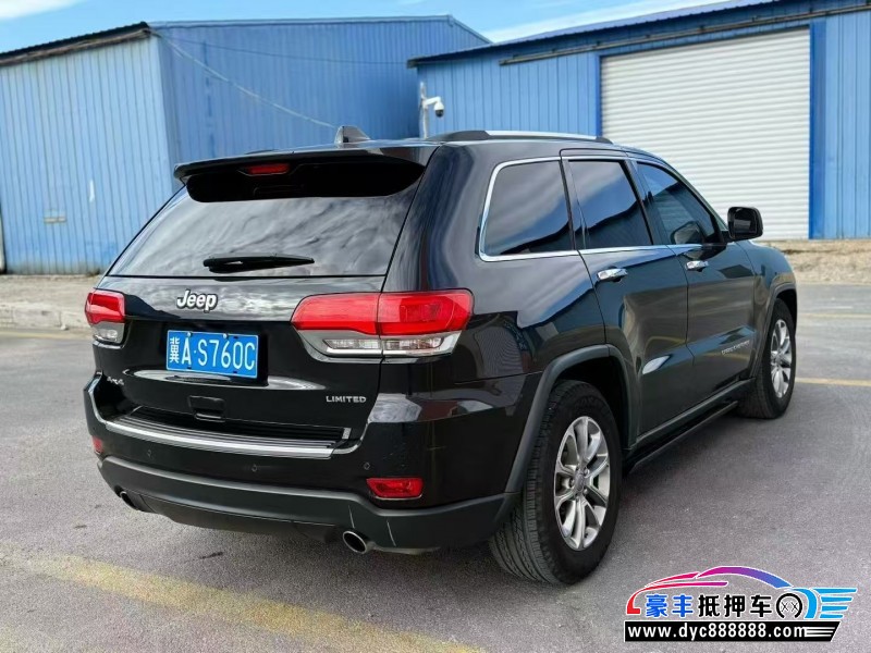 15年Jeep大切诺基轿车抵押车出售