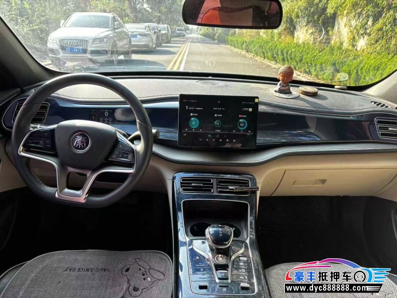 22年比亚迪秦轿车抵押车出售