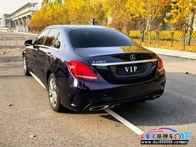 16年奔驰C轿车抵押车出售