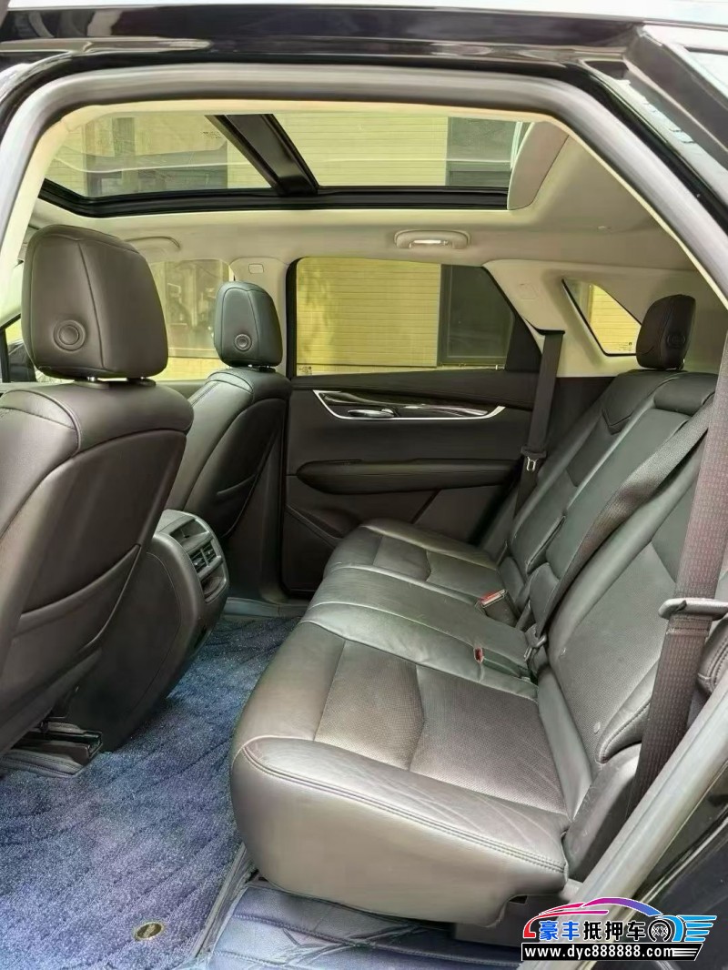 17年凯迪拉克XT5轿车抵押车出售