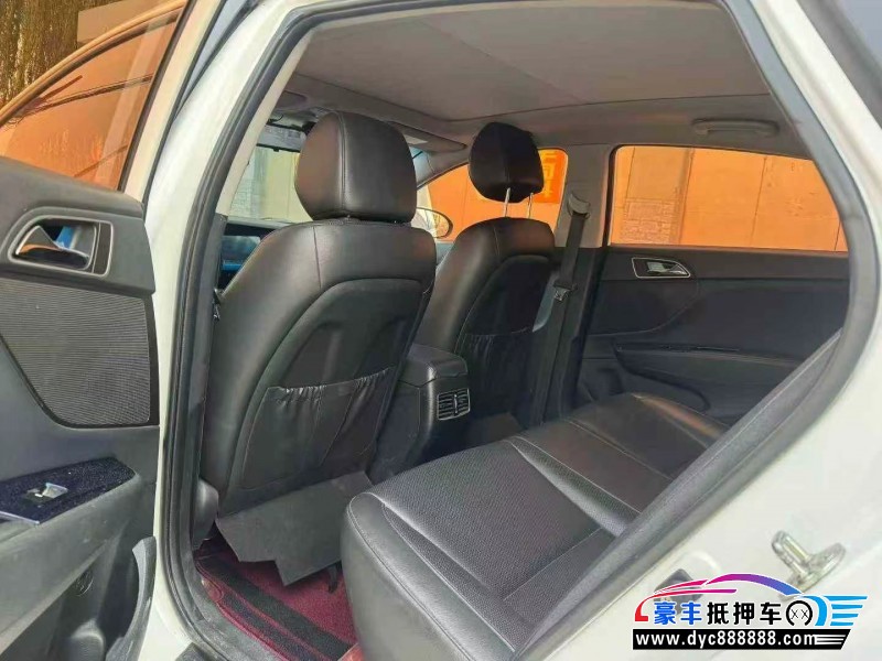 17年现代名图轿车抵押车出售