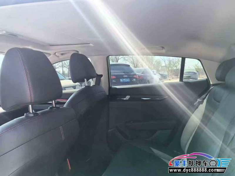 22年东风风神奕炫轿车抵押车出售