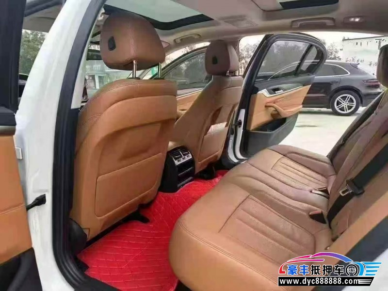 18年宝马5系轿车抵押车出售