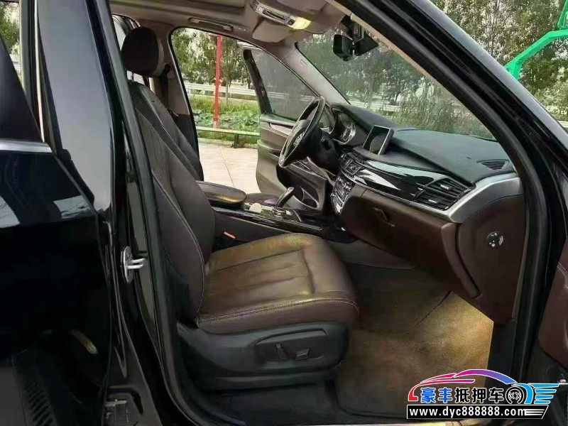 16年宝马X5轿车抵押车出售