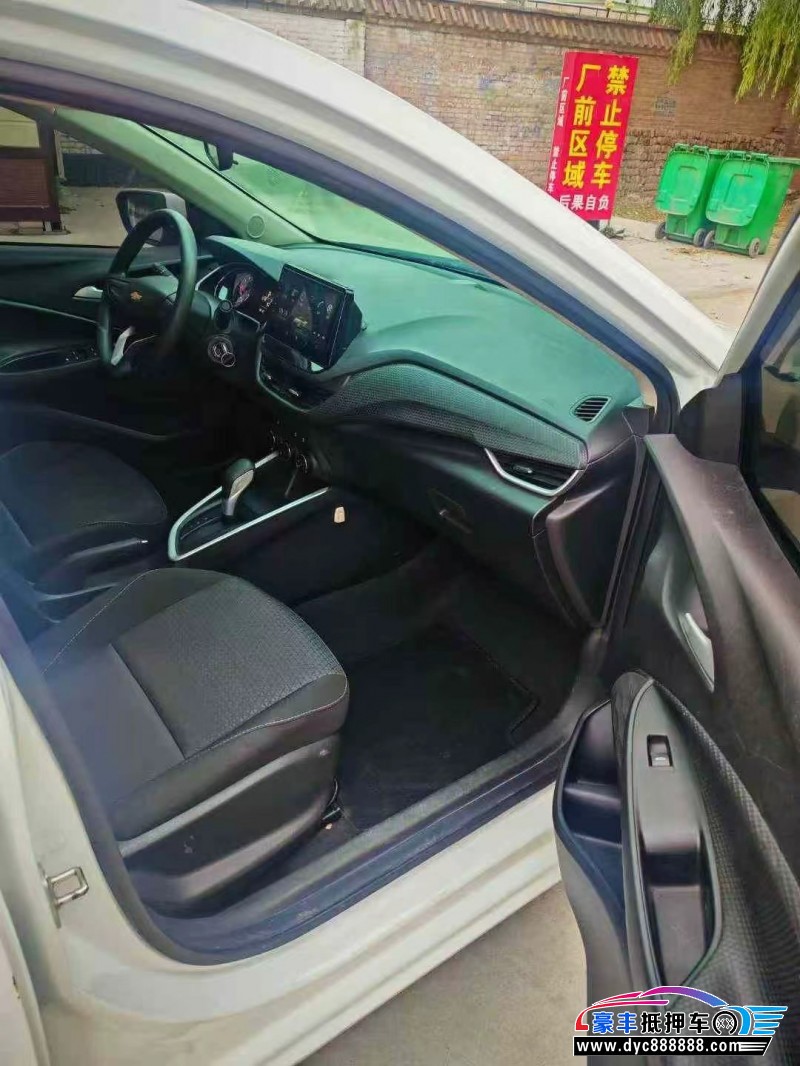 20年雪佛兰科沃兹轿车抵押车出售