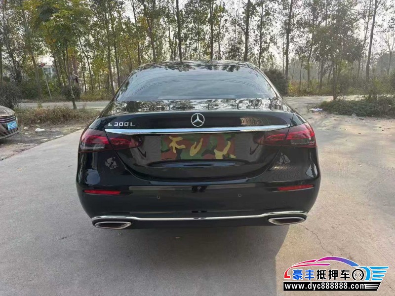 23年奔驰E轿车抵押车出售